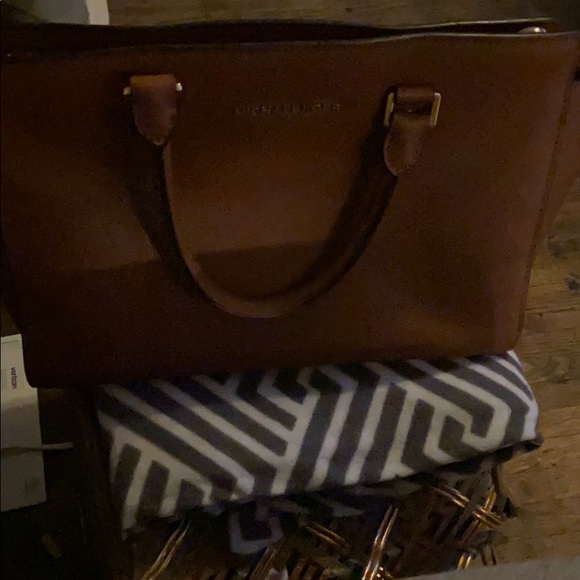 Michael Kors bag - Picture 2 of 2